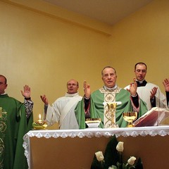 San Magno, prima messa nei locali di via Almirante