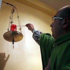 San Magno, prima messa nei locali di via Almirante