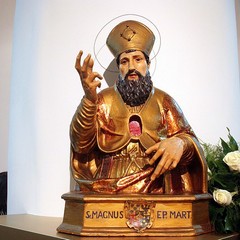 San Magno, prima messa nei locali di via Almirante