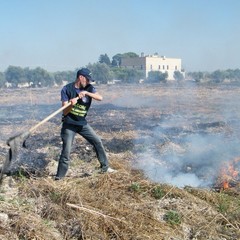 Incendio in via Martiri di Palermo