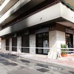 Auto in fiamme in via Corato