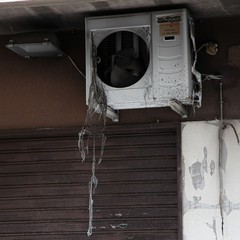 Auto in fiamme in via Corato