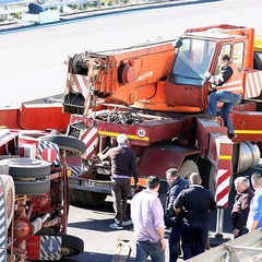 Incidente multiplo sulla 16 bis