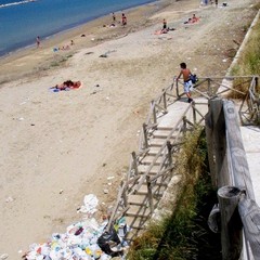 Le foto di Legambiente sullo stato delle spiagge