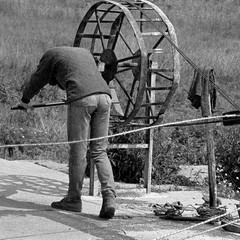 Una passeggiata lunga trent'anni, dal 1960 al 1980, per le vie di Trani