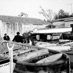 Una passeggiata lunga trent'anni, dal 1960 al 1980, per le vie di Trani