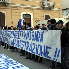 Crisi Fortis Trani, manifestazione dei tifosi
