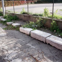 Trani, strade e marciapiedi dissestati da anni