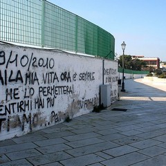 Lungomare mongelli imbrattato da scritte spray