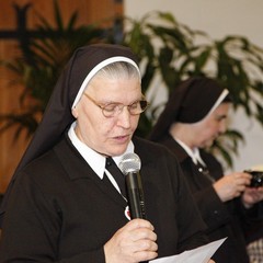 Le Figlie del Divino Zelo di Trani si raccontano con le foto