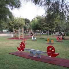Inaugurazione del parco giochi nella villa comunale di Trani
