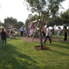 Inaugurazione del parco giochi nella villa comunale di Trani