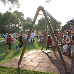 Inaugurazione del parco giochi nella villa comunale di Trani