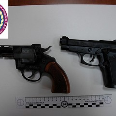 Le armi sequestrate dalla Polizia di Trani