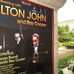 Elton John a Trani: ultimi preparativi in vista del concerto