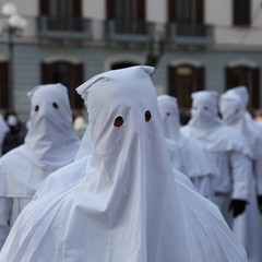 Trani, venerdì santo - processione della Madonna Addolorata