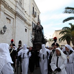 Trani, venerdì santo - processione della Madonna Addolorata