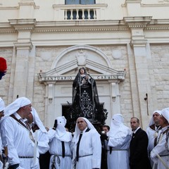 Trani, venerdì santo - processione della Madonna Addolorata