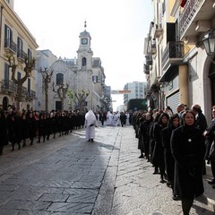 Trani, venerdì santo - processione della Madonna Addolorata