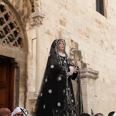 Trani, venerdì santo - processione della Madonna Addolorata