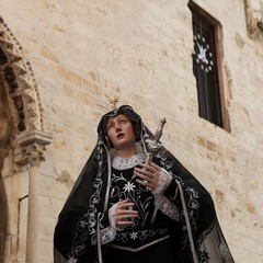 Trani, venerdì santo - processione della Madonna Addolorata