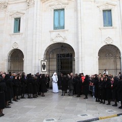 Trani, venerdì santo - processione della Madonna Addolorata
