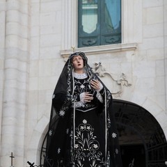 Trani, venerdì santo - processione della Madonna Addolorata