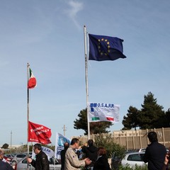 Carcere di Trani, sit-in di protesta degli agenti di polizia penitenziaria