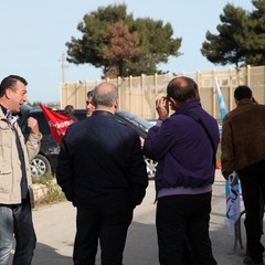 Carcere di Trani, sit-in di protesta degli agenti di polizia penitenziaria