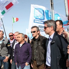 Carcere di Trani, sit-in di protesta degli agenti di polizia penitenziaria