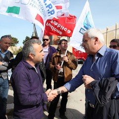 Carcere di Trani, sit-in di protesta degli agenti di polizia penitenziaria