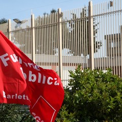 Carcere di Trani, sit-in di protesta degli agenti di polizia penitenziaria