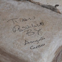 Scritte sulla Cattedrale di Trani