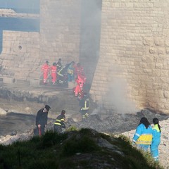 Trani, donna precipita dal muraglione del Castello Svevo