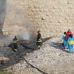 Trani, donna precipita dal muraglione del Castello Svevo