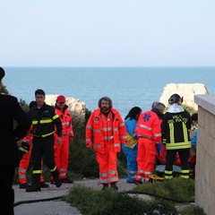 Trani, donna precipita dal muraglione del Castello Svevo