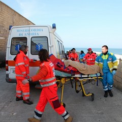 Trani, donna precipita dal muraglione del Castello Svevo