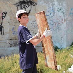 Operazione spiagge pulite a Trani