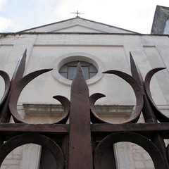 Sotto piazza Longobardi l’anima della chiesa dell’Annunziata