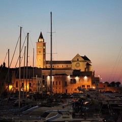 Trani, bella di notte