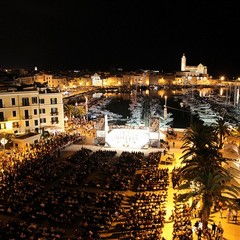 Trani, bella di notte