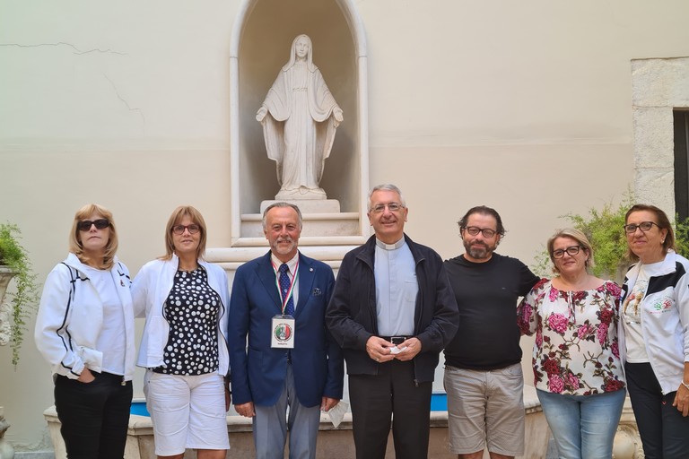 Curia