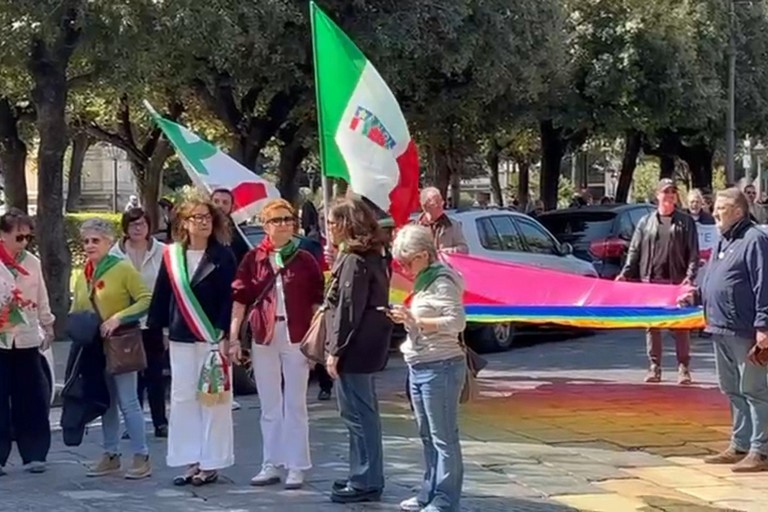Aria di “libertà” per Trani nel giorno dell'80esimo anniversario della Liberazione