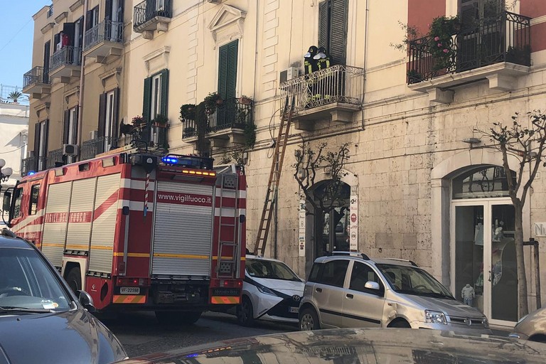 Tragedia in corso Vittorio Emanuele