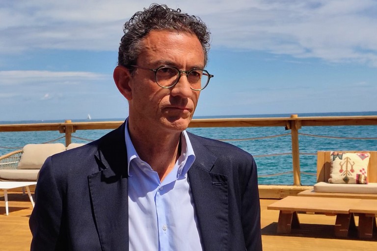 Il sindaco di Trani, Amedeo Bottaro. <span>Foto Ida Vinella</span>