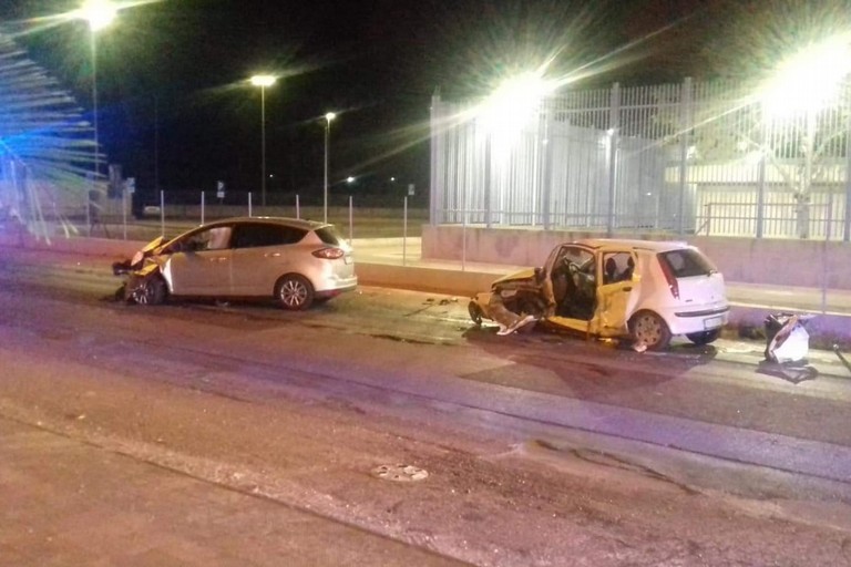 Incidente frontale in via Andria