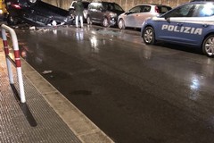 Incidente nella notte in Corso Imbriani, un’auto ribaltata