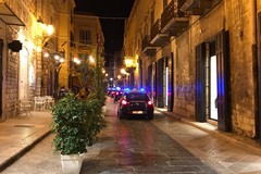 Musica e assembramenti in piazza Longobardi: intervengono le forze dell'ordine