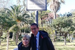 Laura Escalada in Villa per inaugurare la targa dedicata a suo marito Astor Piazzolla