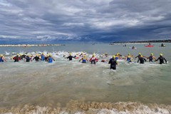 Trani Triathlon Sprint 2024, una grande festa dello sport tra agonismo e solidarietà